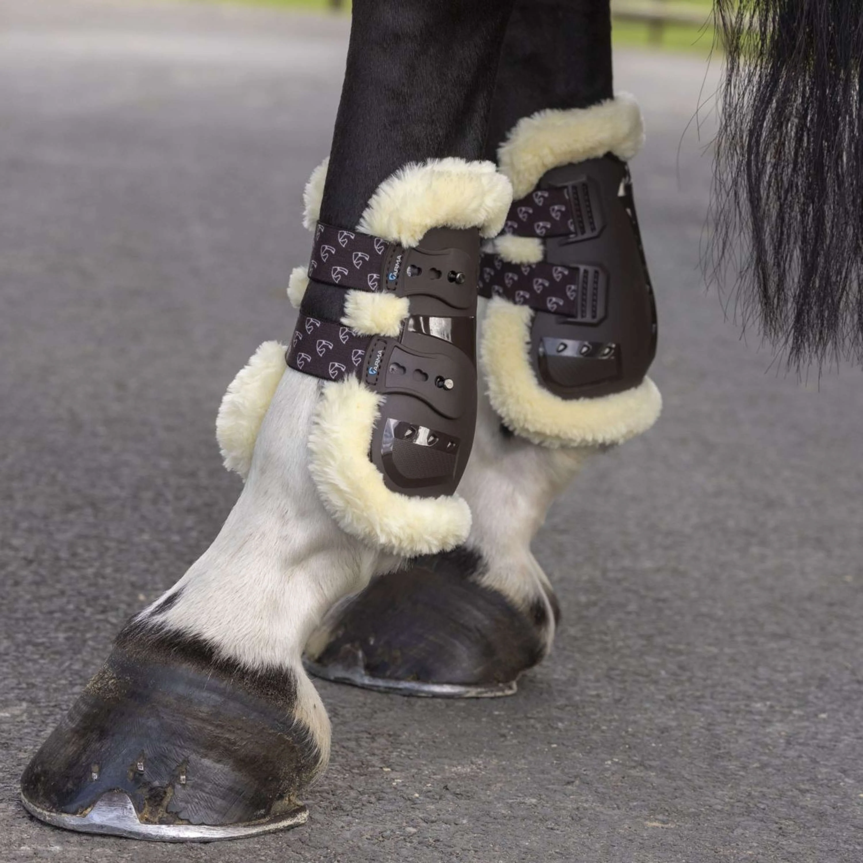 Arma by Shires Fesselkopfgamasche Carbon Pro SupaFleece Braun - Image 2