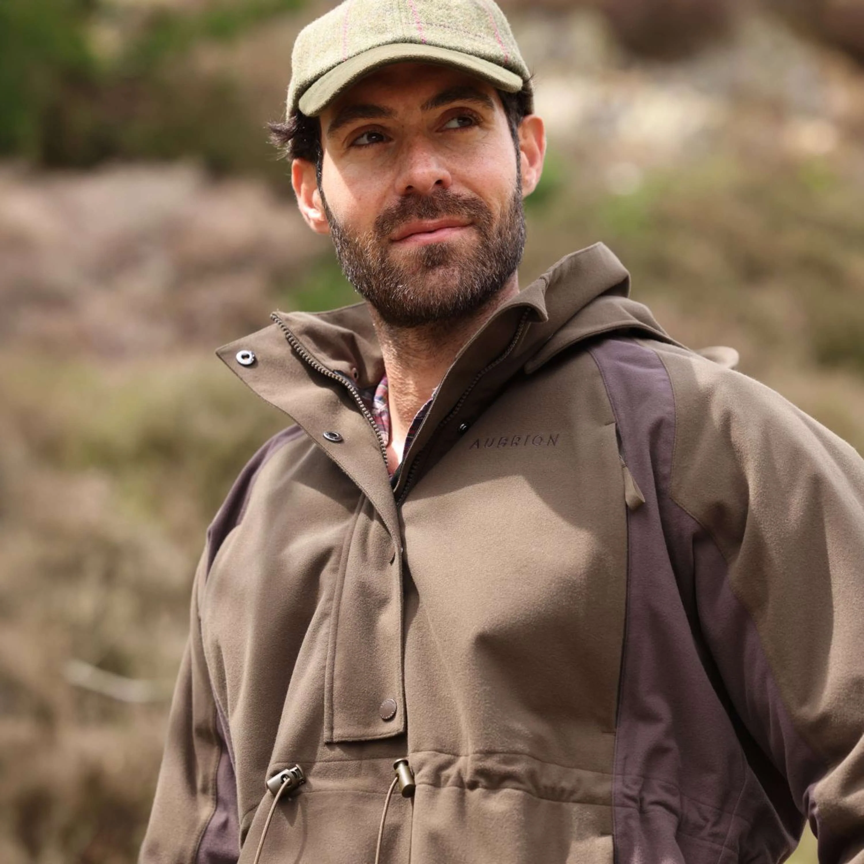 Aubrion by Shires Pullover Heritage Dunkelolive - Image 20