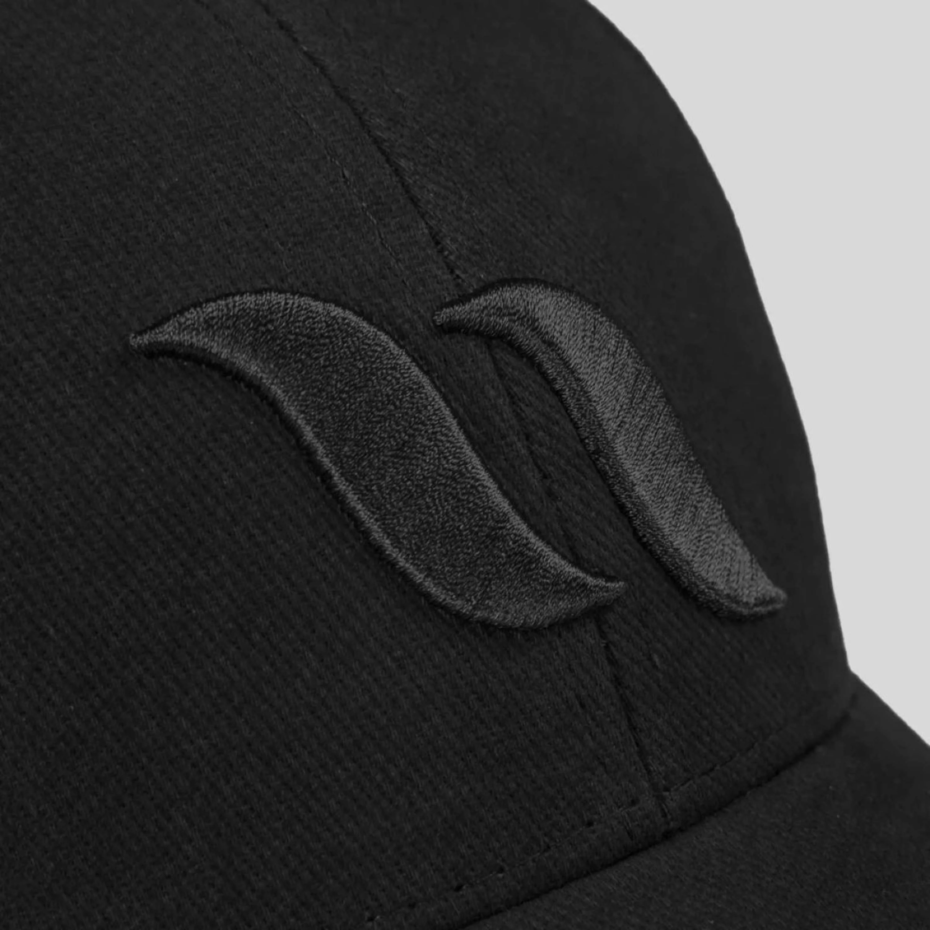 Back on Track Cap Jet Black - Image 4