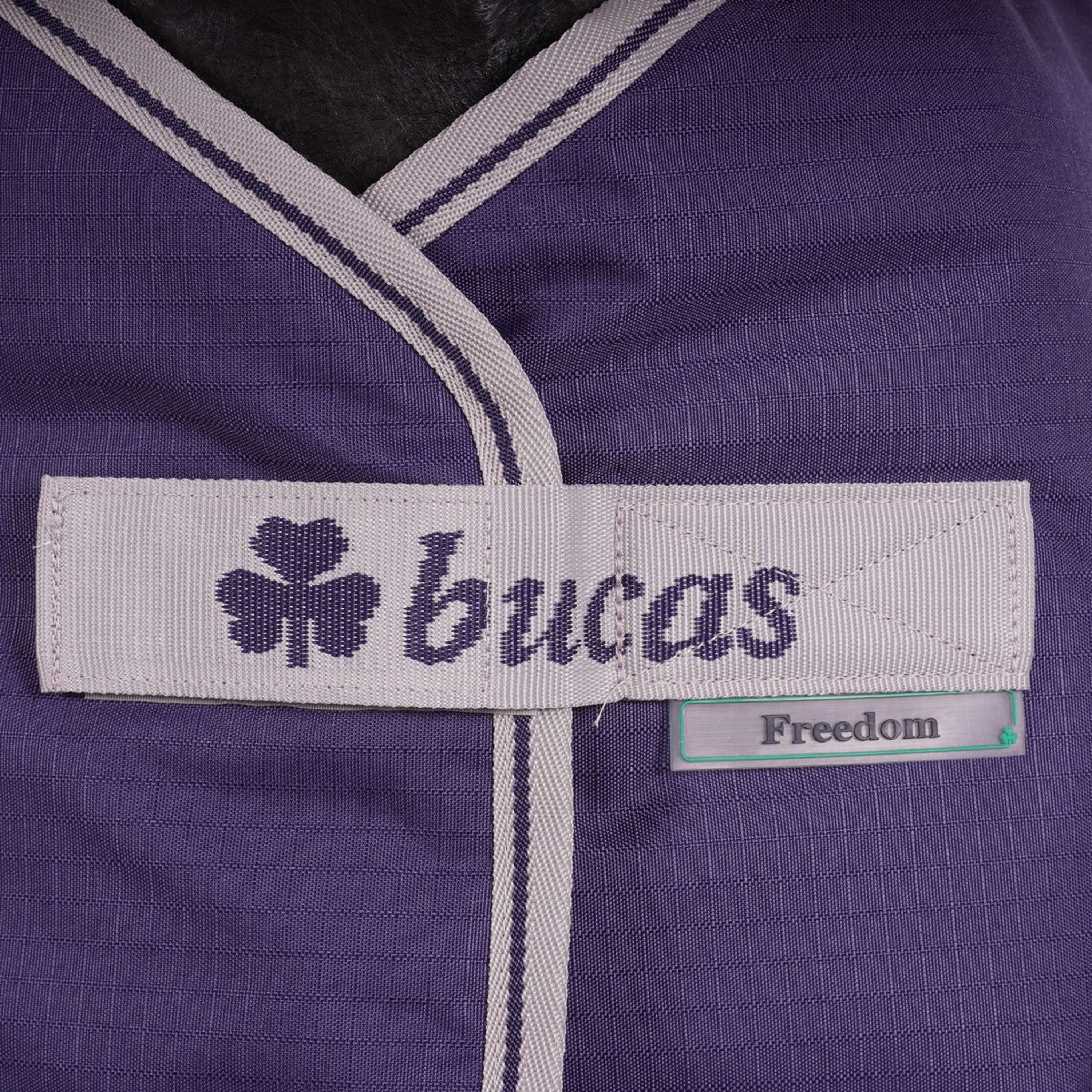 Bucas Freedom Turnout 300g Navy - Image 4
