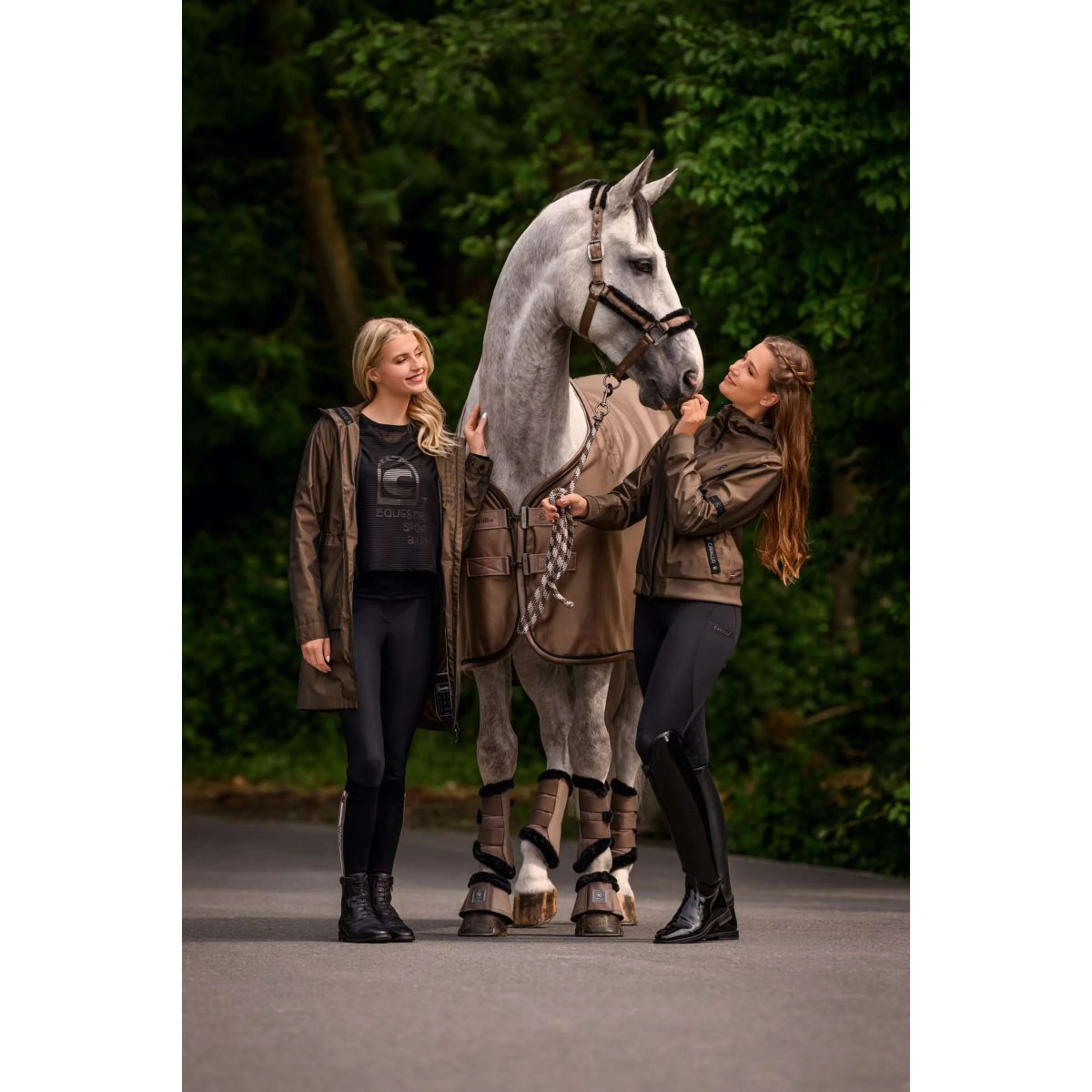 Cavallo Führstrick CavalJace mit Karabinerhaken Mocha Latte - Image 3