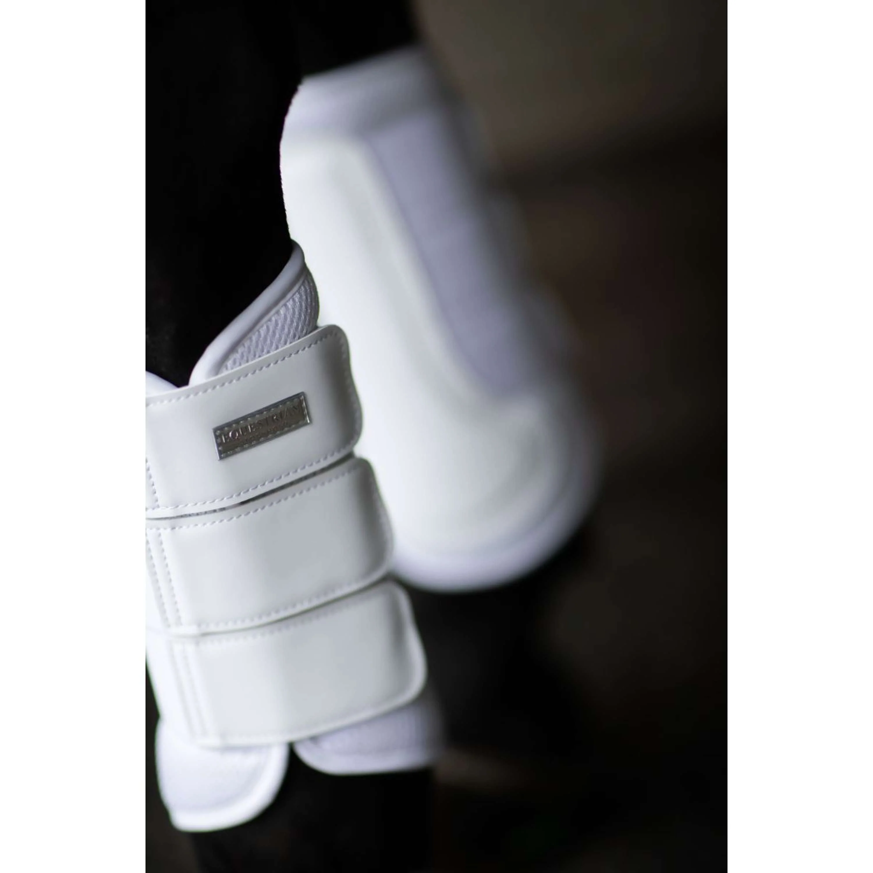 Equestrian Stockholm Gamaschen Classic Mesh White Silver - Image 6