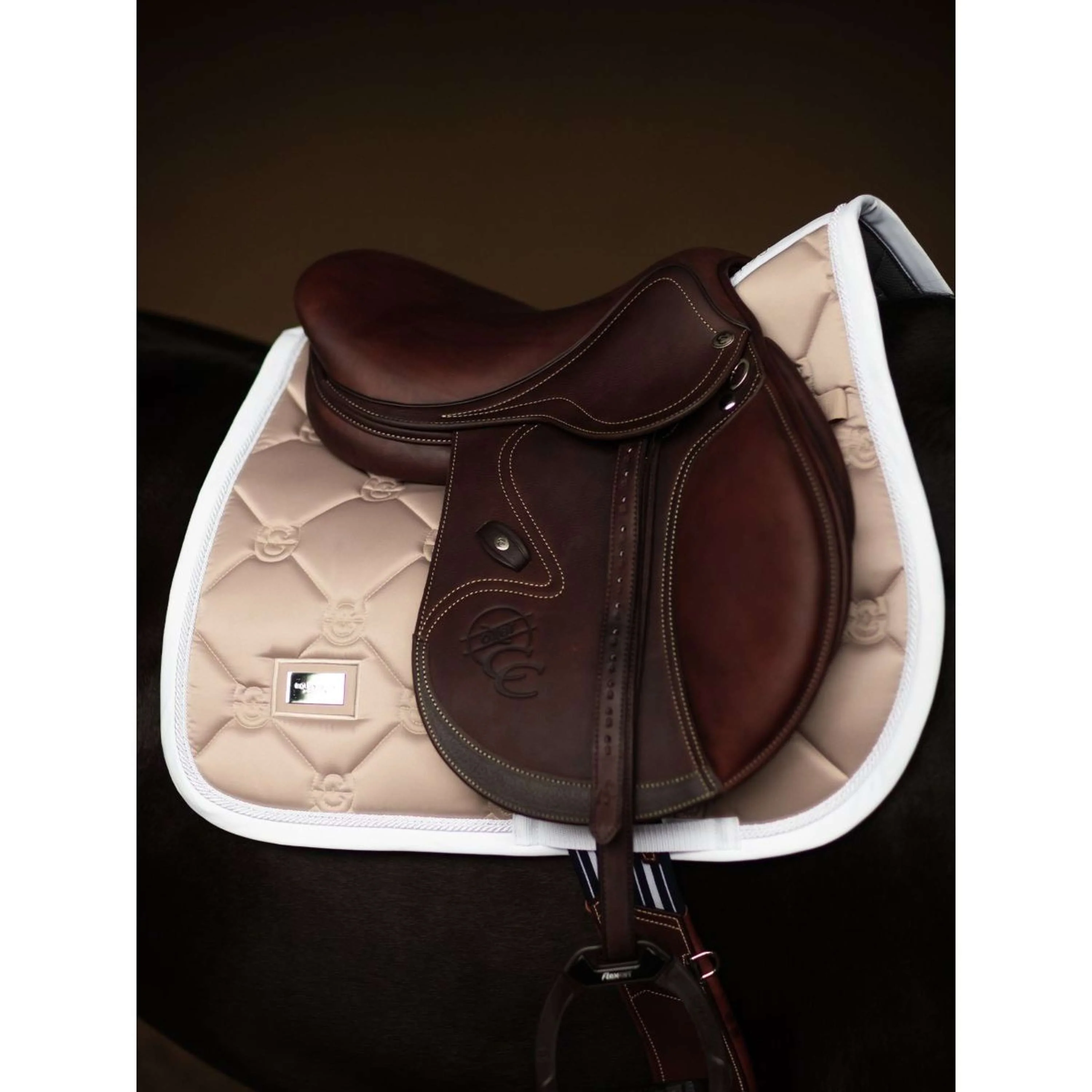 Equestrian Stockholm Schabracke Springen Sand - Image 2