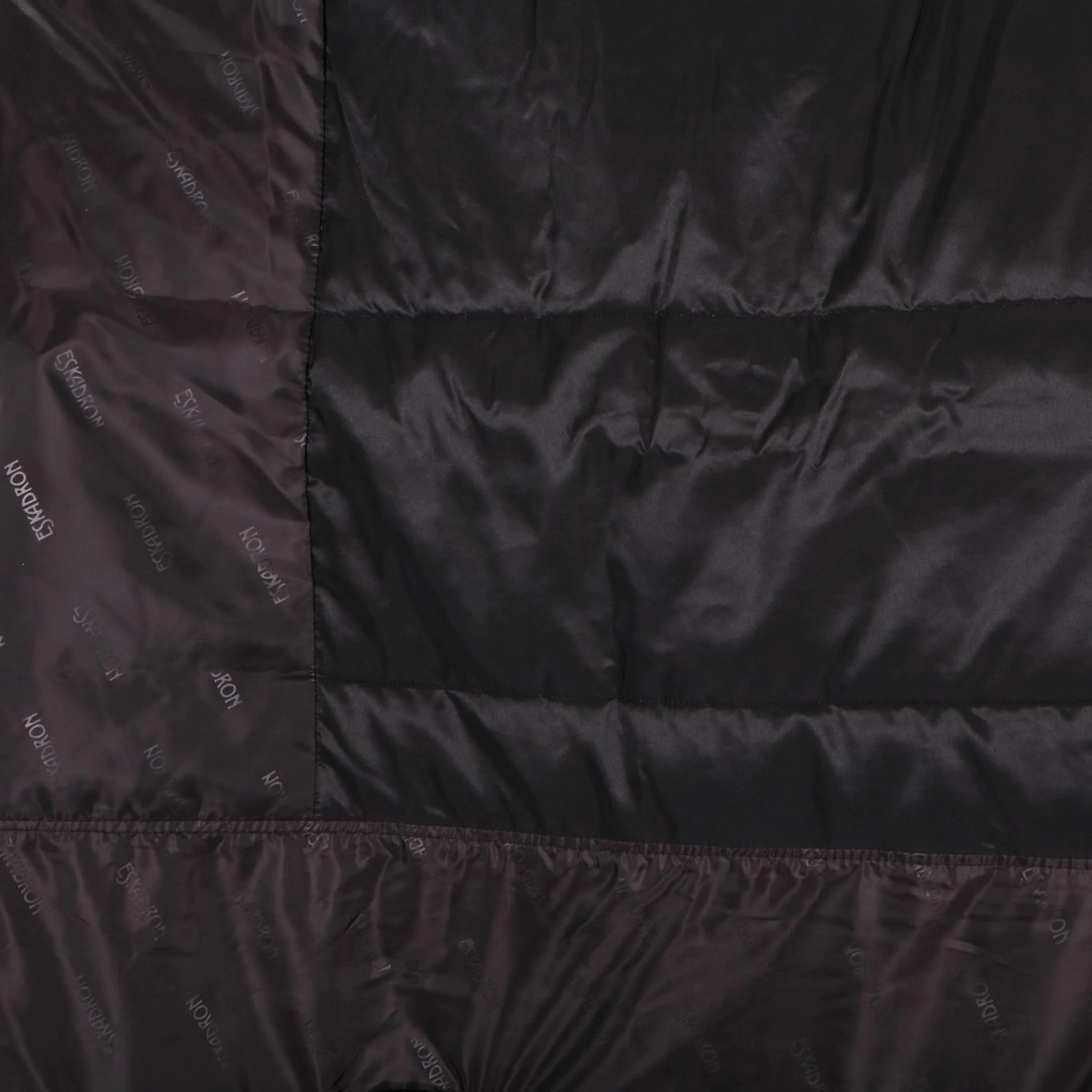 Eskadron Turnout Rug Alpha 1680D 200g Dark Navy - Image 10