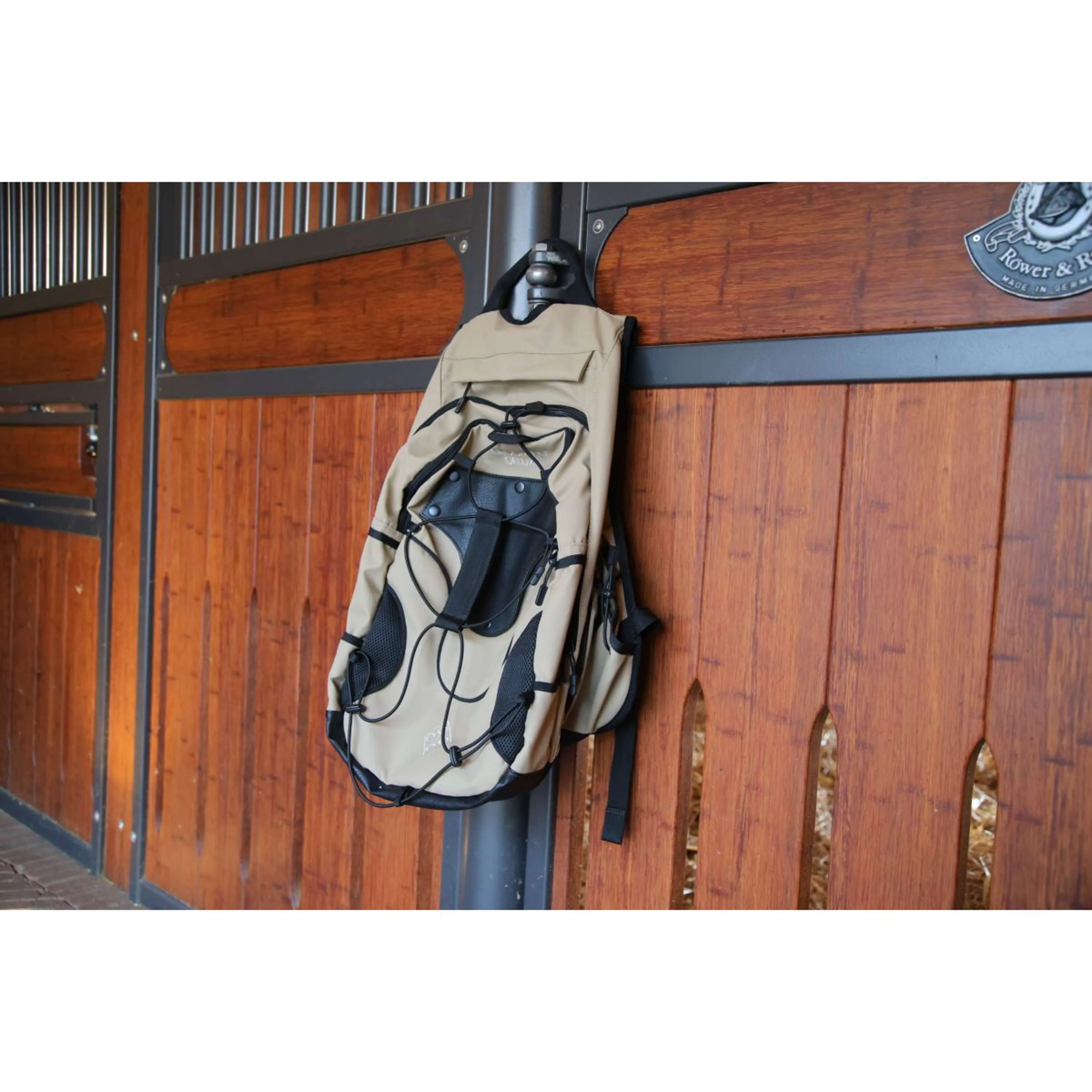 Grooming Deluxe by Kentucky Grooming Backpack Beige - Image 5