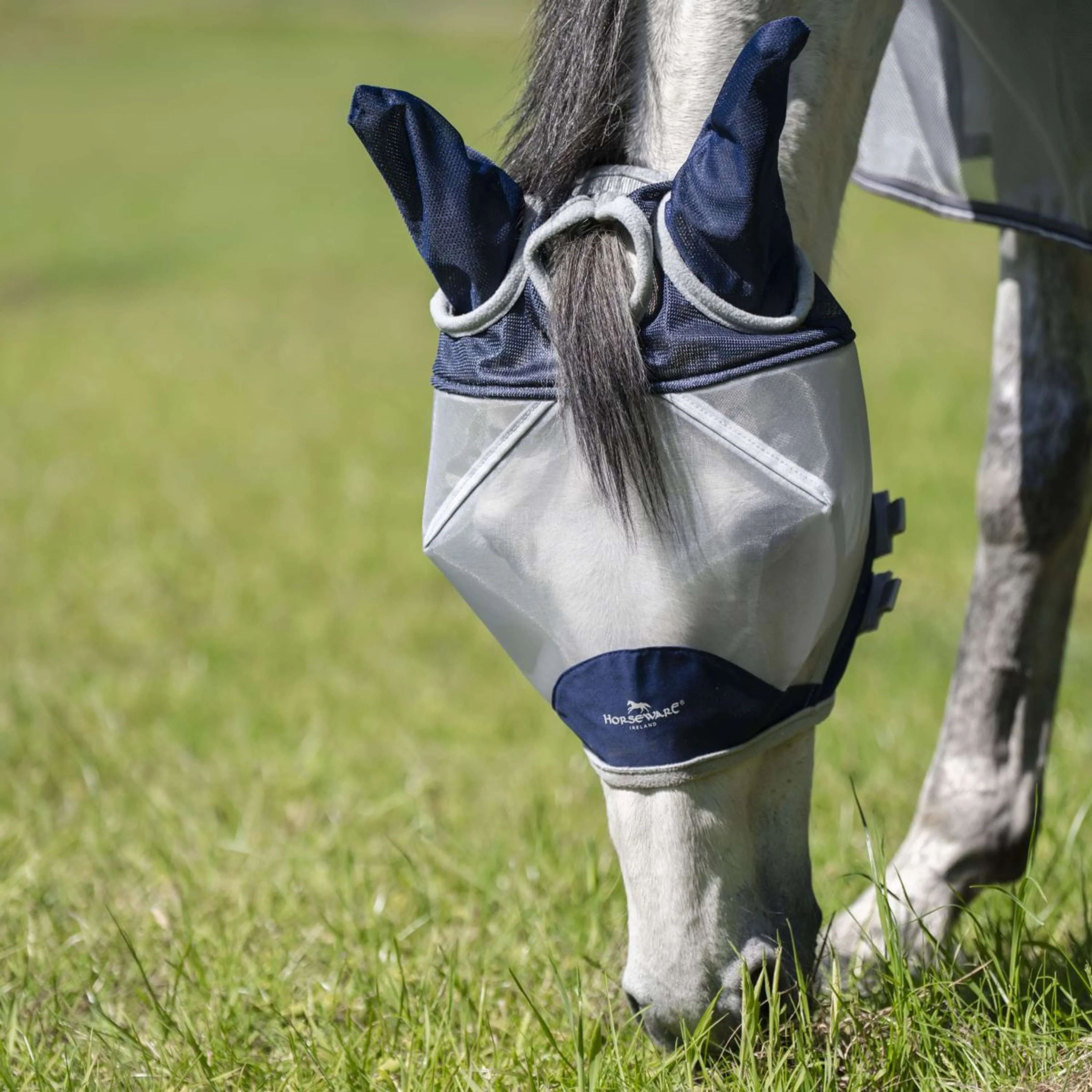 Horseware Fly Mask Shield Navy/Silber - Image 2