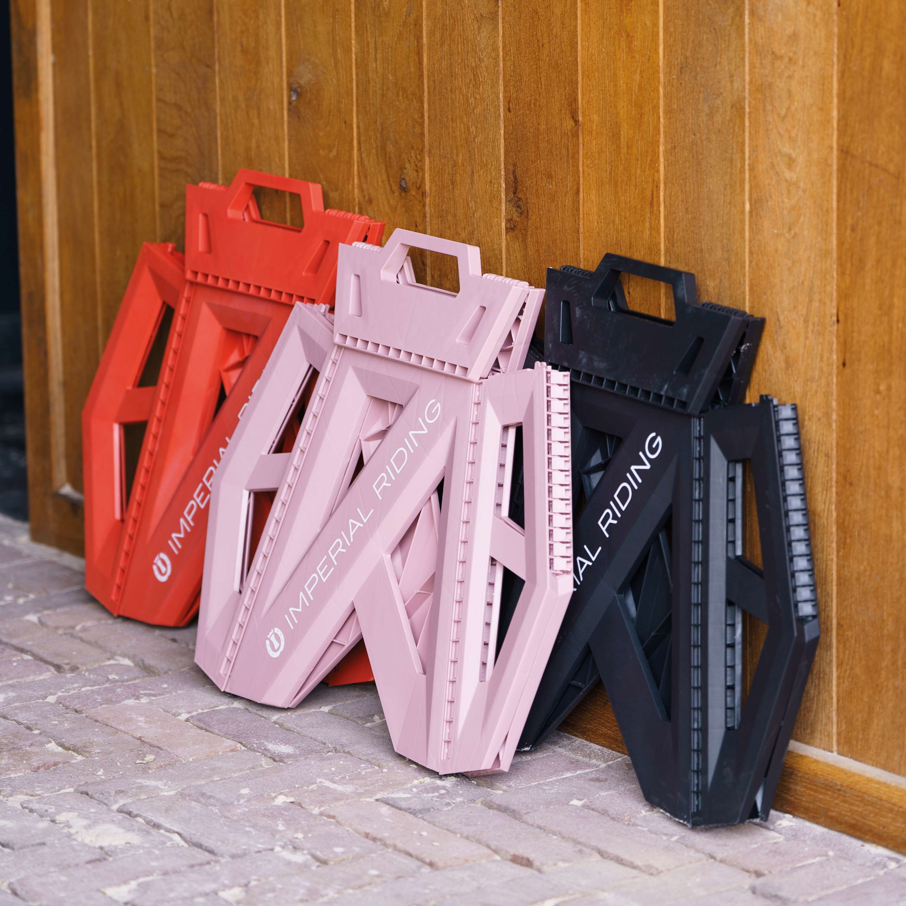 Imperial Riding Tritthocker IRHSky High Pink - Image 4