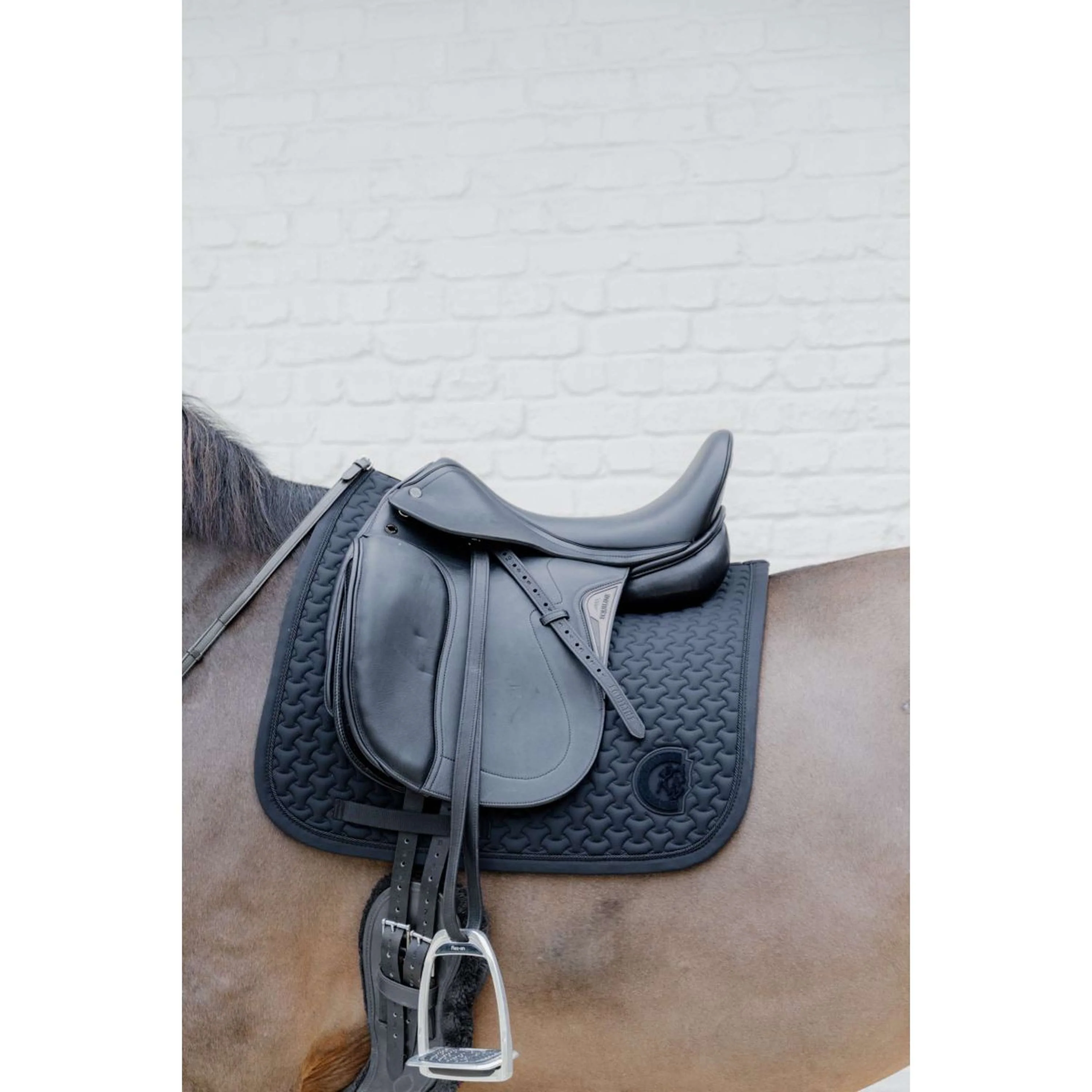 Kentucky Schabracke Plaited 3D Logo Dressur Schwarz - Image 2