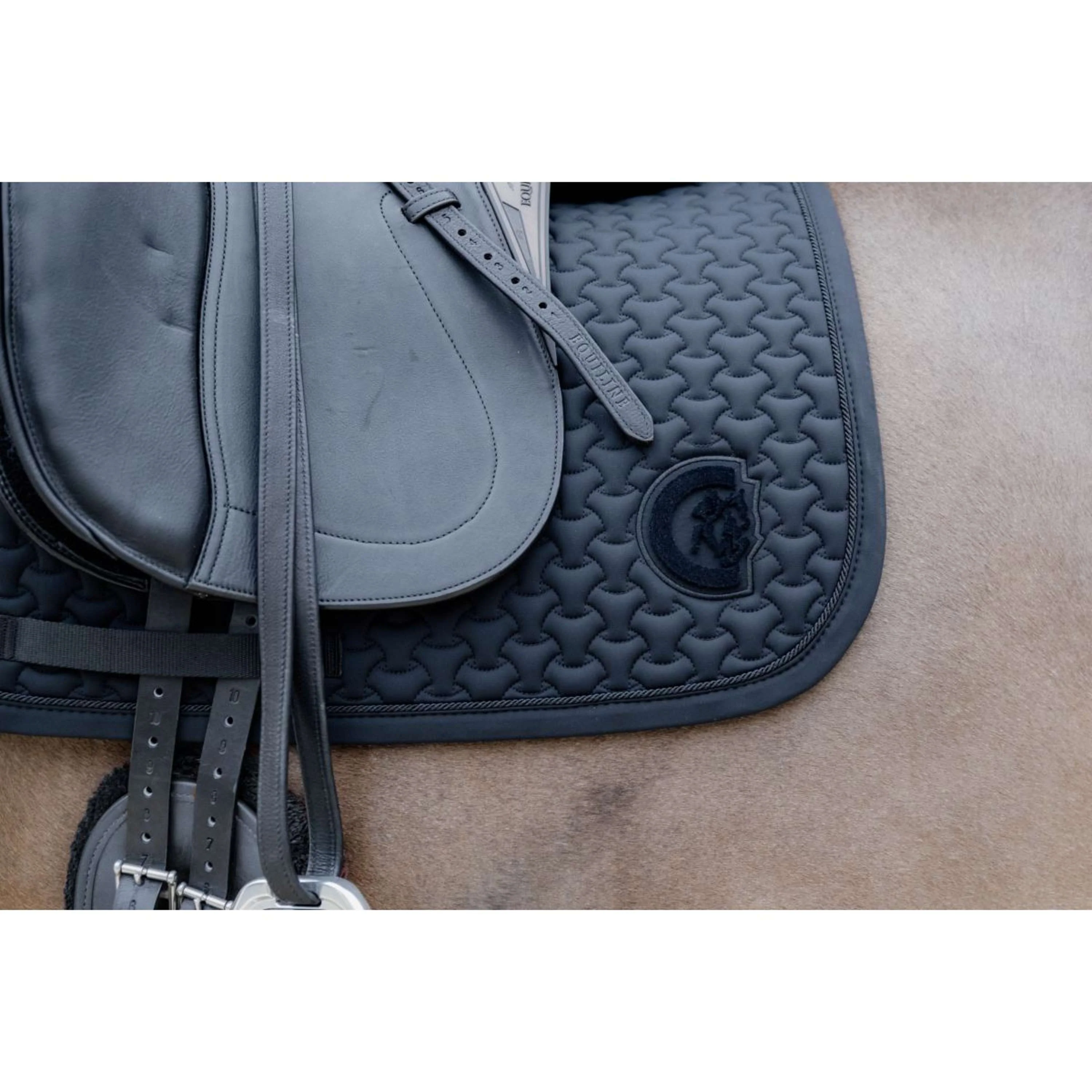 Kentucky Schabracke Plaited 3D Logo Dressur Schwarz - Image 6