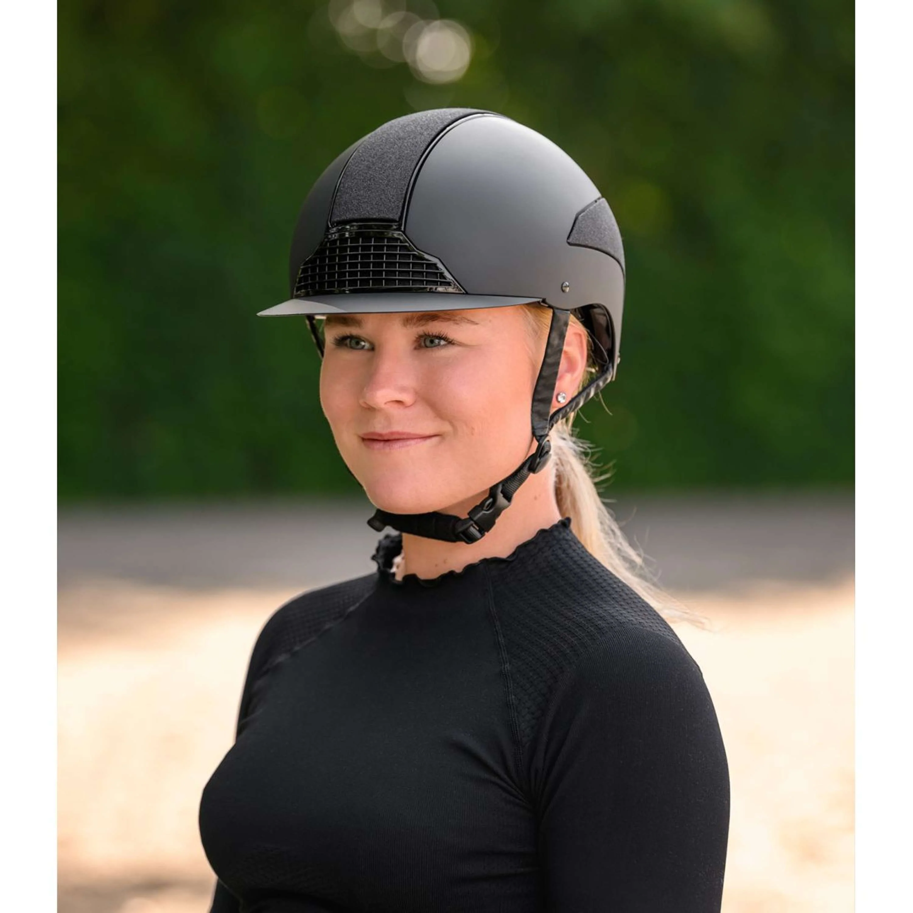 Swing Reithelm H24 Shine Matte Schwarz - Image 5